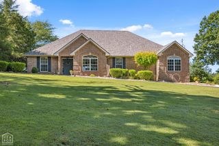 61 Bluff Road, Hardy, AR 72542
