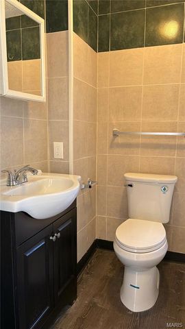 426 Bluff Drive, St Louis, MO 63137