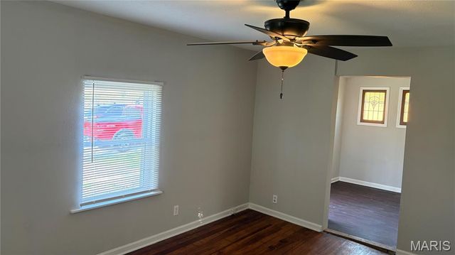 426 Bluff Drive, St Louis, MO 63137