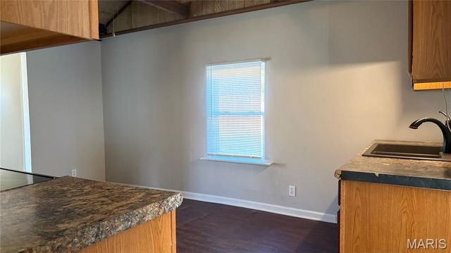 426 Bluff Drive, St Louis, MO 63137