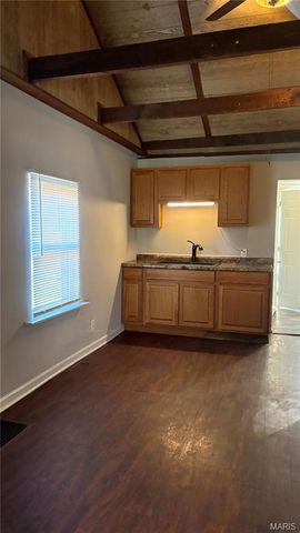 426 Bluff Drive, St Louis, MO 63137