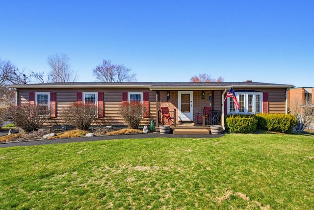 129 Brady Circle, Manchester, NH 03109