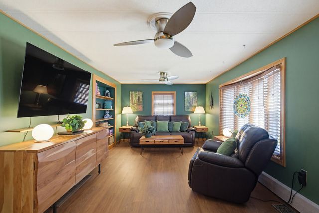 129 Brady Circle, Manchester, NH 03109