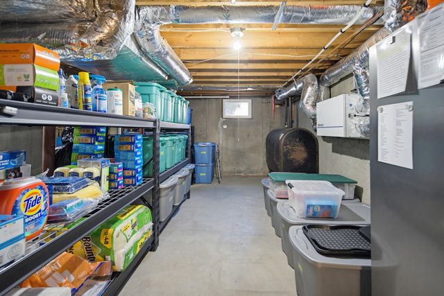 129 Brady Circle, Manchester, NH 03109