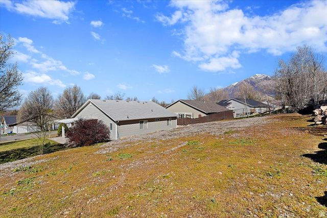 1450 BLACK MOUNTAIN DR, Ogden, UT 84405