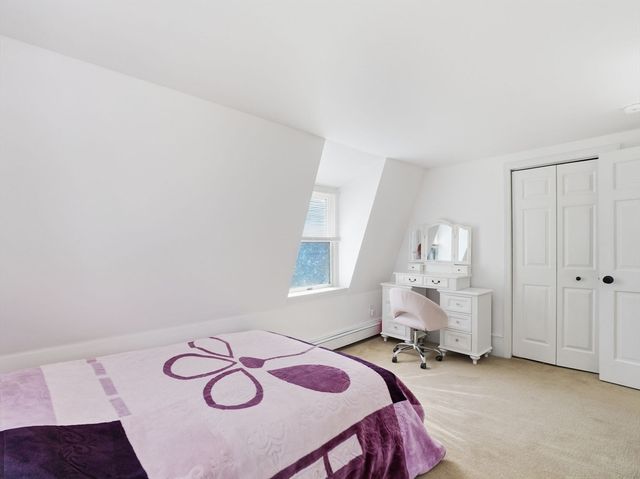 19 Elm Ct, Andover, MA 01810