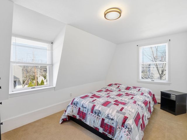 19 Elm Ct, Andover, MA 01810