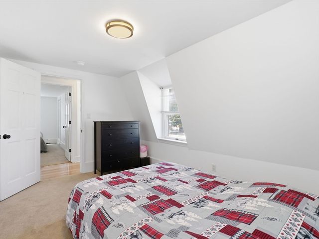 19 Elm Ct, Andover, MA 01810