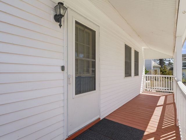 19 Elm Ct, Andover, MA 01810