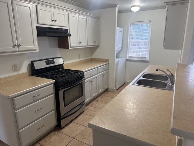 1200 S C Court, Rogers, AR 72756