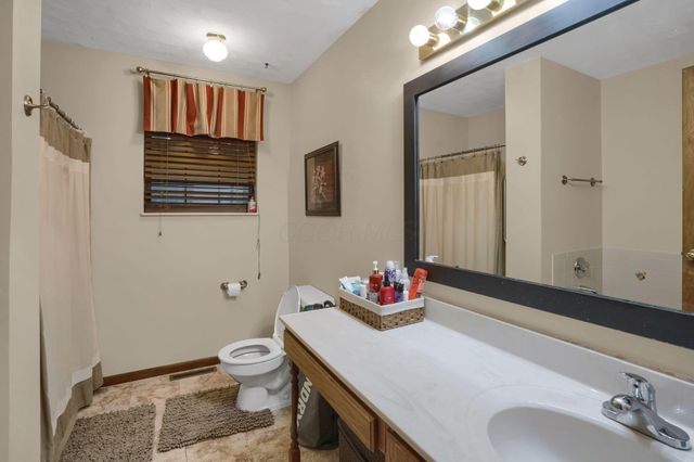 353 Bass Lane, Senecaville, OH 43780