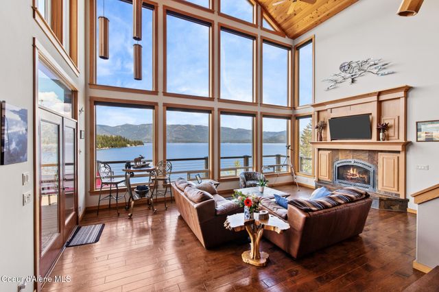 511 S Camp Bay RD, Sagle, ID 83860