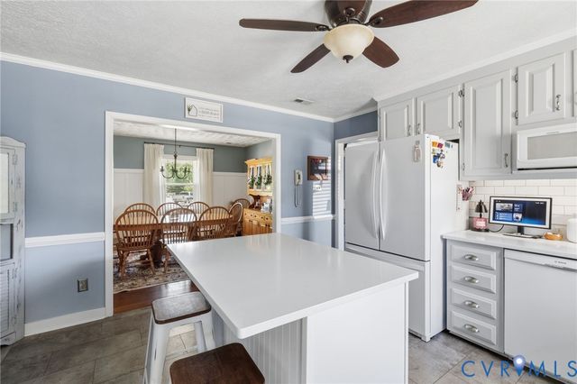 8040 Quinton Cir, Quinton, VA 23141