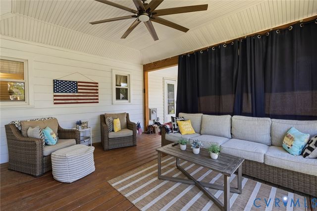 8040 Quinton Cir, Quinton, VA 23141