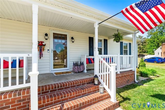 8040 Quinton Cir, Quinton, VA 23141