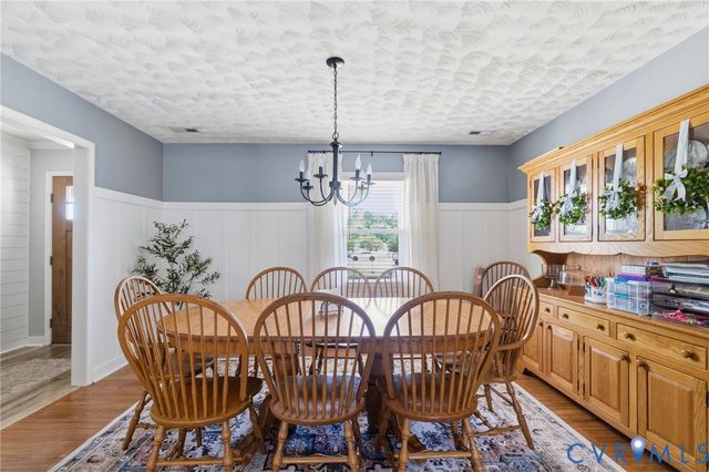 8040 Quinton Cir, Quinton, VA 23141