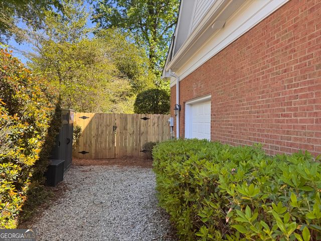 110 Sandtrap Ridge, Peachtree City, GA 30269