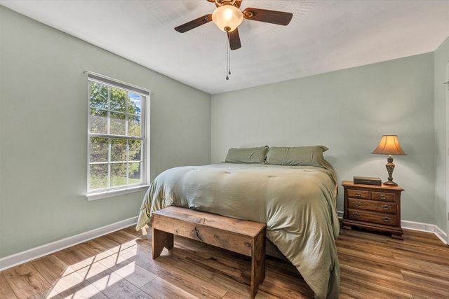 1392 Virginia Woods DR, Moneta, VA 24121