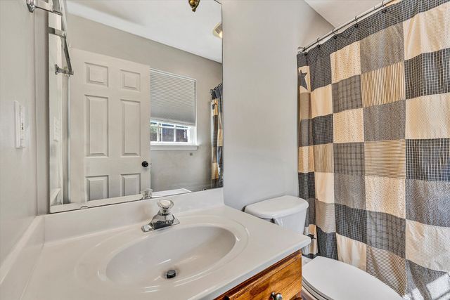 1392 Virginia Woods DR, Moneta, VA 24121