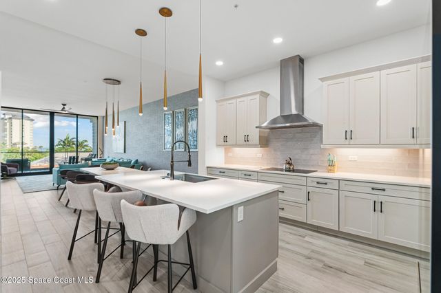 3031 Hafen Lane 303, Melbourne Beach, FL 32951