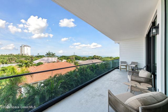 3031 Hafen Lane 303, Melbourne Beach, FL 32951