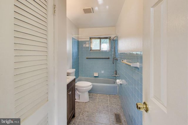 7909 GRANT DR, Lanham, MD 20706