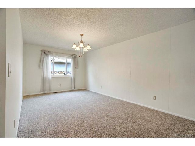 123 Carrillon Ln, Pueblo, CO 81005