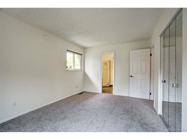 123 Carrillon Ln, Pueblo, CO 81005