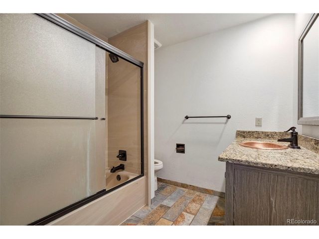 123 Carrillon Ln, Pueblo, CO 81005