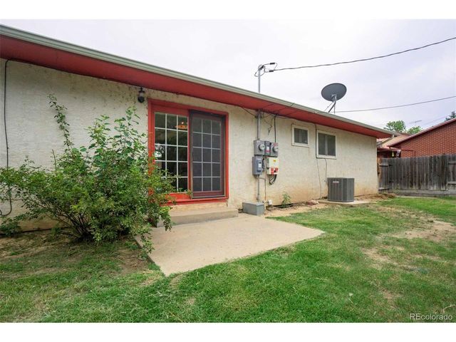 123 Carrillon Ln, Pueblo, CO 81005