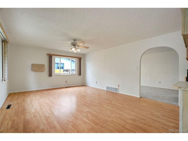 123 Carrillon Ln, Pueblo, CO 81005