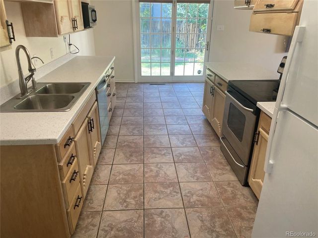 123 Carrillon Ln, Pueblo, CO 81005