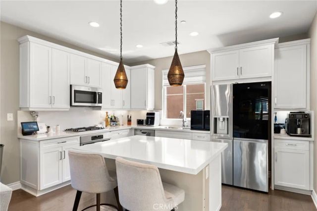 745 Bella Way, Pomona, CA 91767