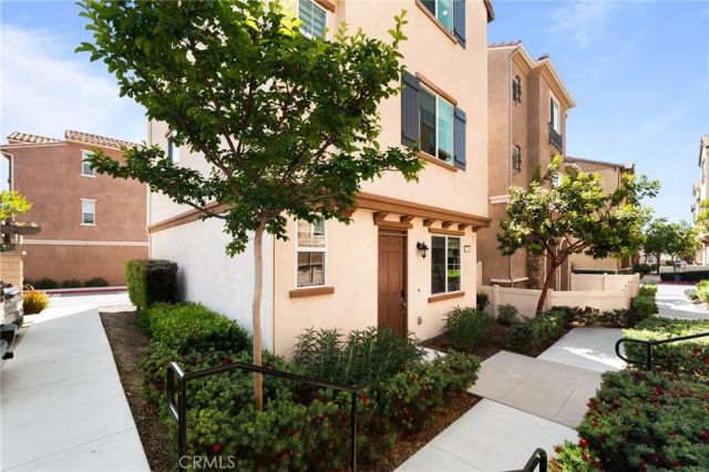 745 Bella Way, Pomona, CA 91767