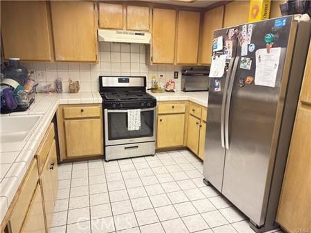 3702 W 126th, Hawthorne, CA 90250