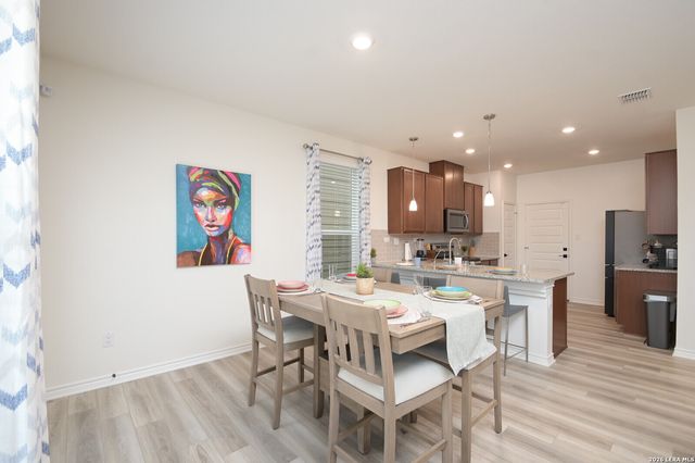 10643 W MILITARY DR UNIT 36, San Antonio, TX 78251
