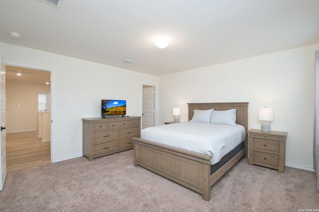 10643 W MILITARY DR UNIT 36, San Antonio, TX 78251
