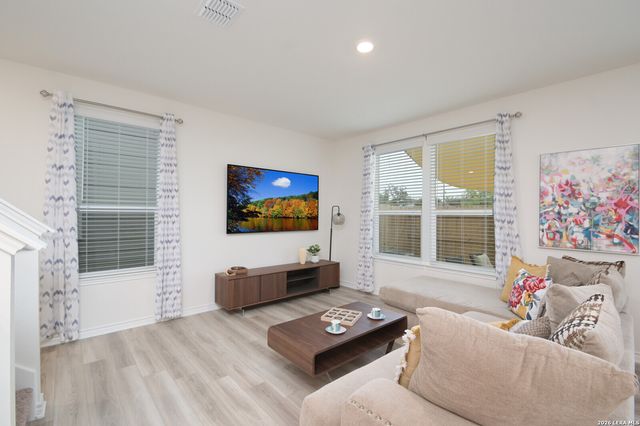 10643 W MILITARY DR UNIT 36, San Antonio, TX 78251