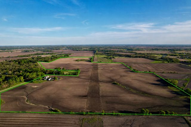 0000 West Road, Woodstock, IL 60098