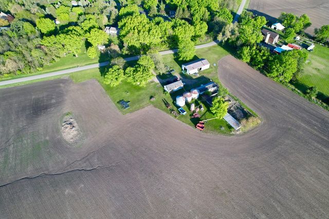 0000 West Road, Woodstock, IL 60098