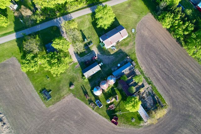 0000 West Road, Woodstock, IL 60098