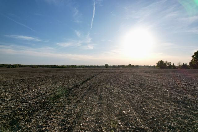 0000 West Road, Woodstock, IL 60098
