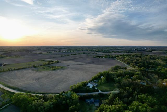 0000 West Road, Woodstock, IL 60098