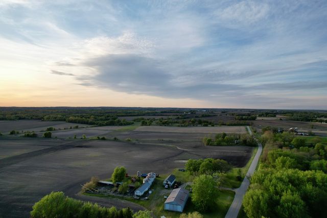0000 West Road, Woodstock, IL 60098