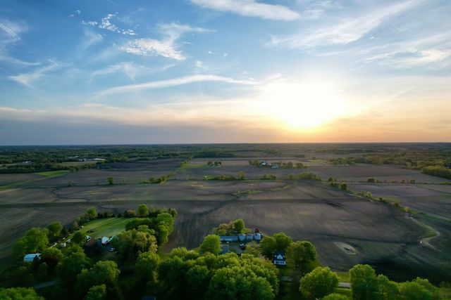 0000 West Road, Woodstock, IL 60098