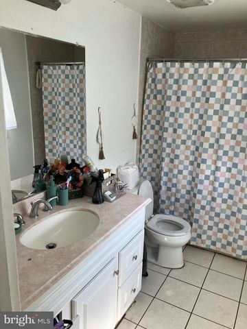 21 TRESCOTT LN, Willingboro, NJ 08046