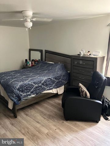 21 TRESCOTT LN, Willingboro, NJ 08046