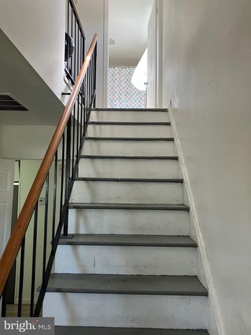 21 TRESCOTT LN, Willingboro, NJ 08046