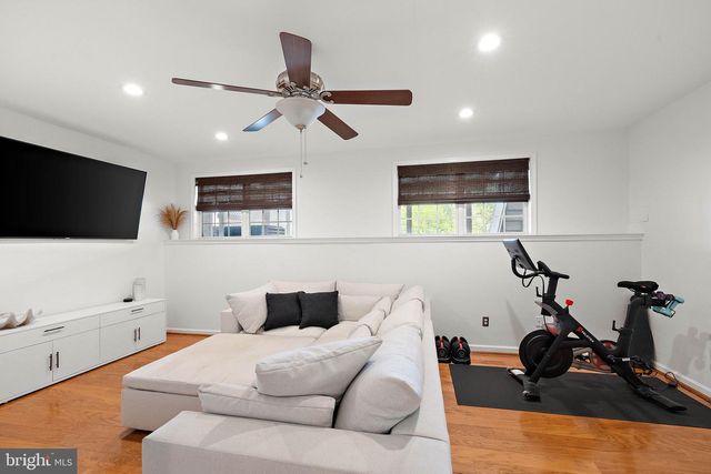 506 E BOXBOROUGH DR, Wilmington, DE 19810