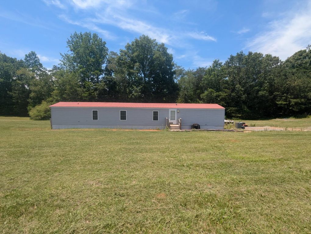 260 Buck Branch Road, Mill Spring, NC 28756